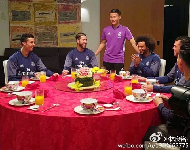 LPL赛事观看-富力外援爆发，助球队豪取大捷(广东男篮外援最新消息签下大外援考辛斯)