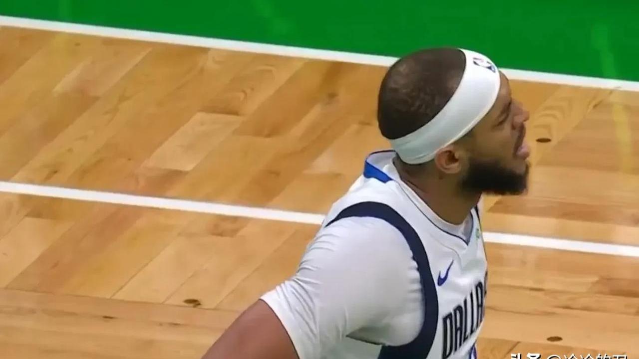 包含凯尔特人力克独行侠,布拉德利三分雨点燃全场的词条 包含凯尔特人力克独行侠,布拉德利三分雨点燃全场的词条