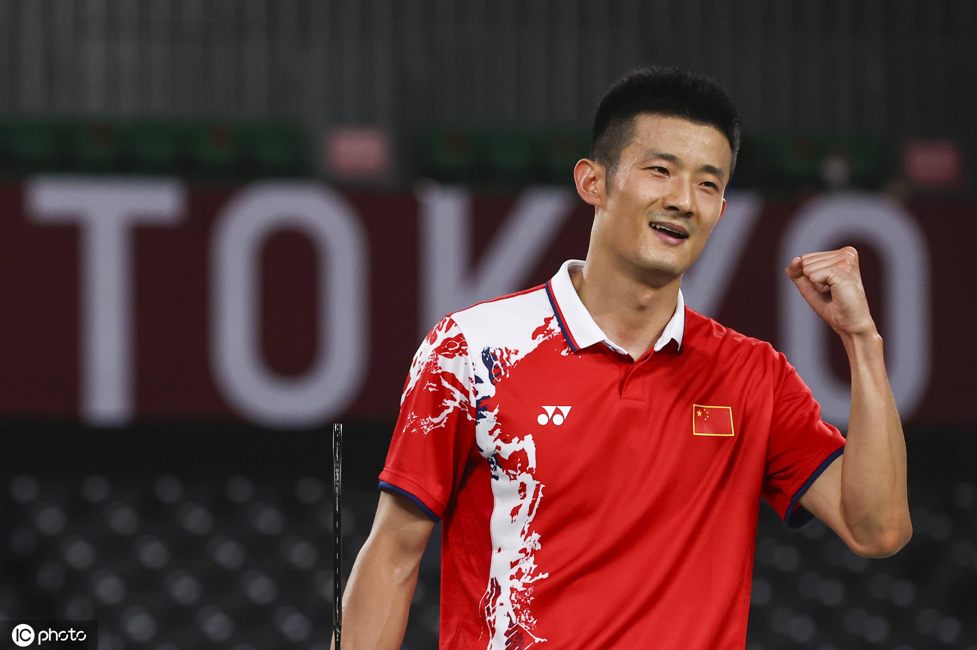 LPL赛事观看-包含韩国羽毛球队逆转马来西亚羽毛球队，谌龙爆发神勇的词条