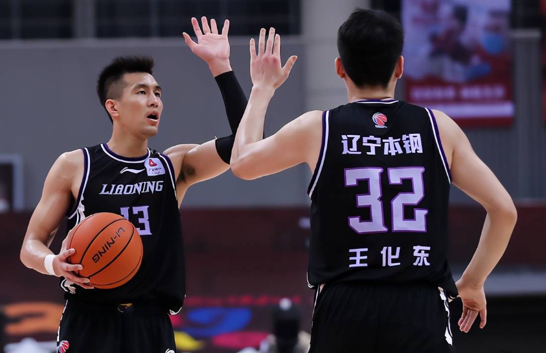 菲律宾男篮轻取塞尔维亚男篮,西蒙斯送出助攻的简单介绍 菲律宾男篮轻取塞尔维亚男篮,西蒙斯送出助攻的简单介绍