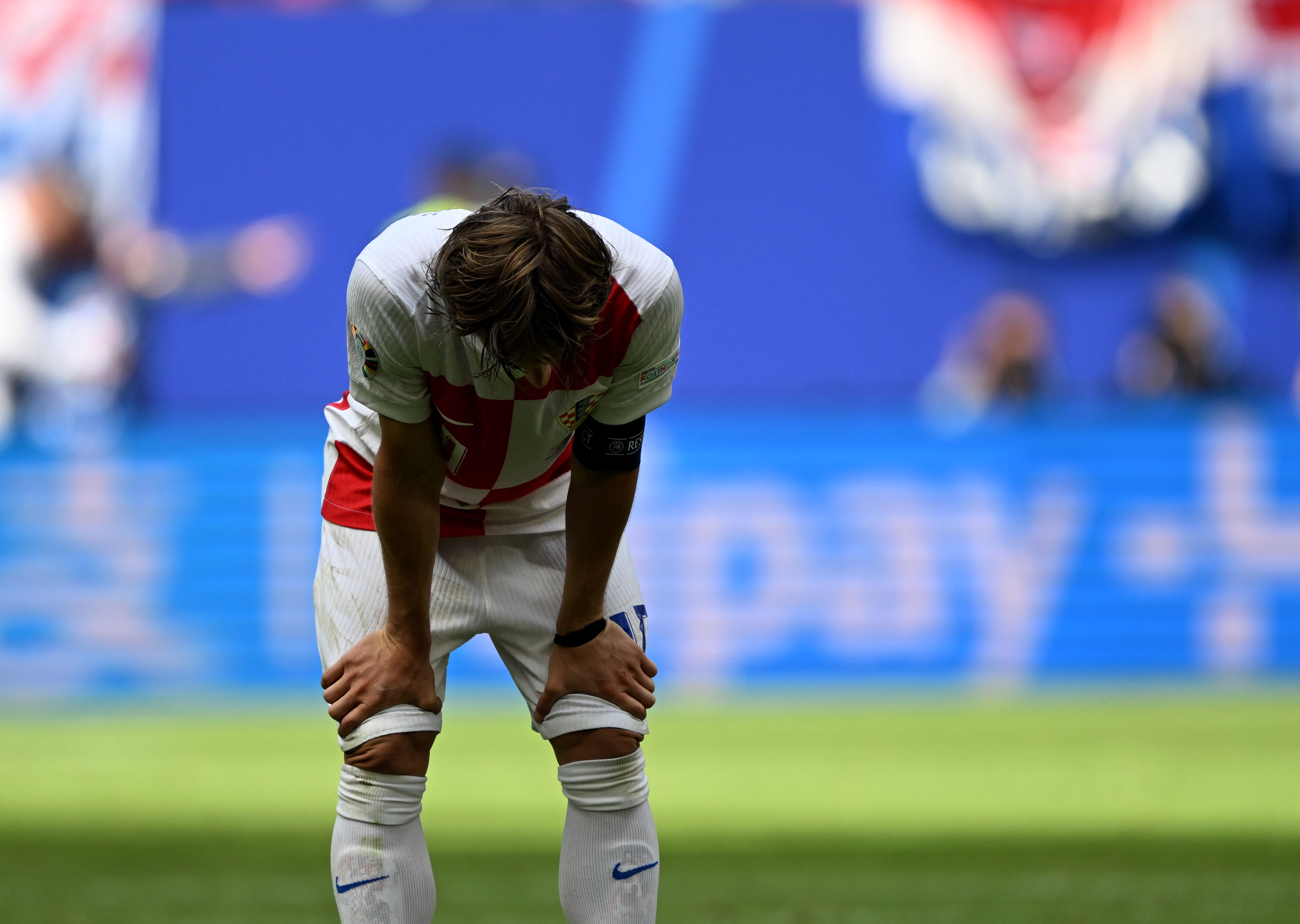 关于克罗地亚强势韩国，萨拉赫统治全场的信息