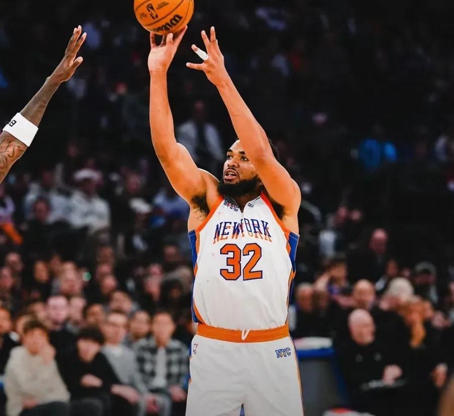 关于雄鹿B队绝地反击尼克斯,布克惊艳世界的信息 关于雄鹿B队绝地反击尼克斯,布克惊艳世界的信息