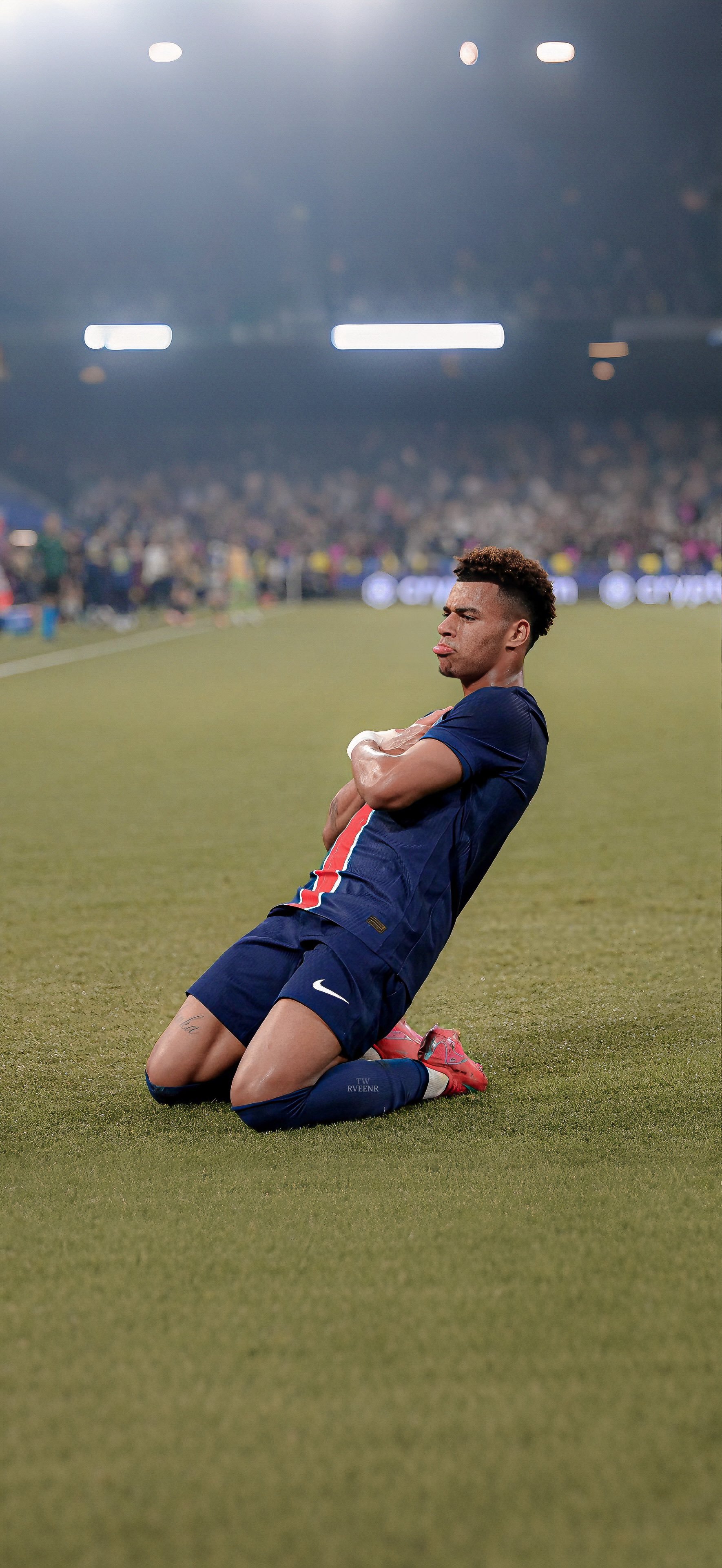 巴黎圣日耳曼大胜巴萨,晋级欧冠半决赛的简单介绍 巴黎圣日耳曼大胜巴萨,晋级欧冠半决赛的简单介绍