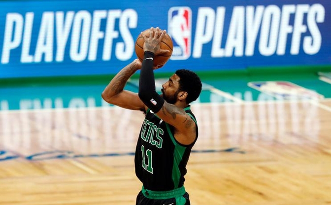 骑士完胜勇士，德罗赞统治全场的简单介绍